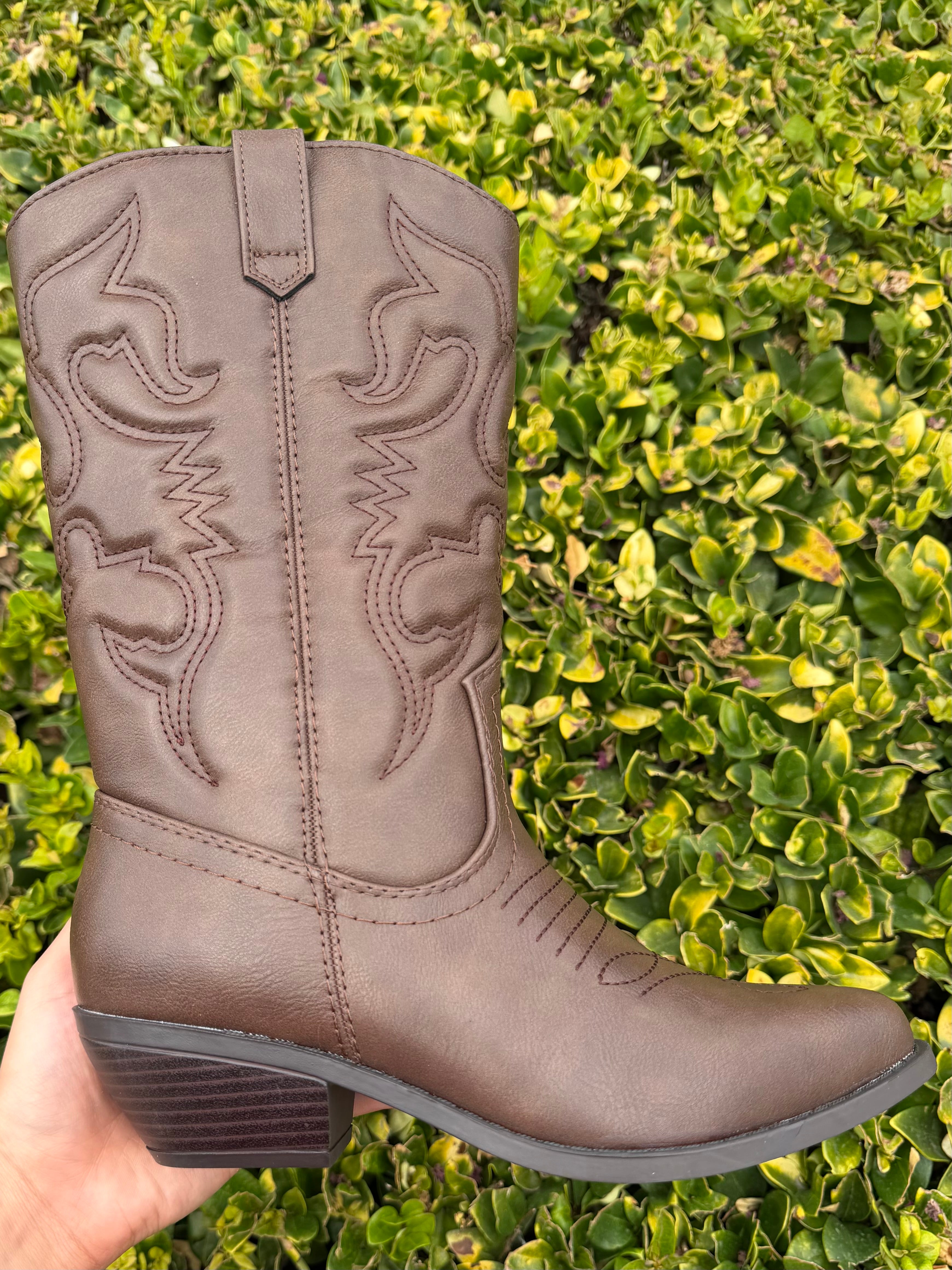 Roxana Cowgirl Boots