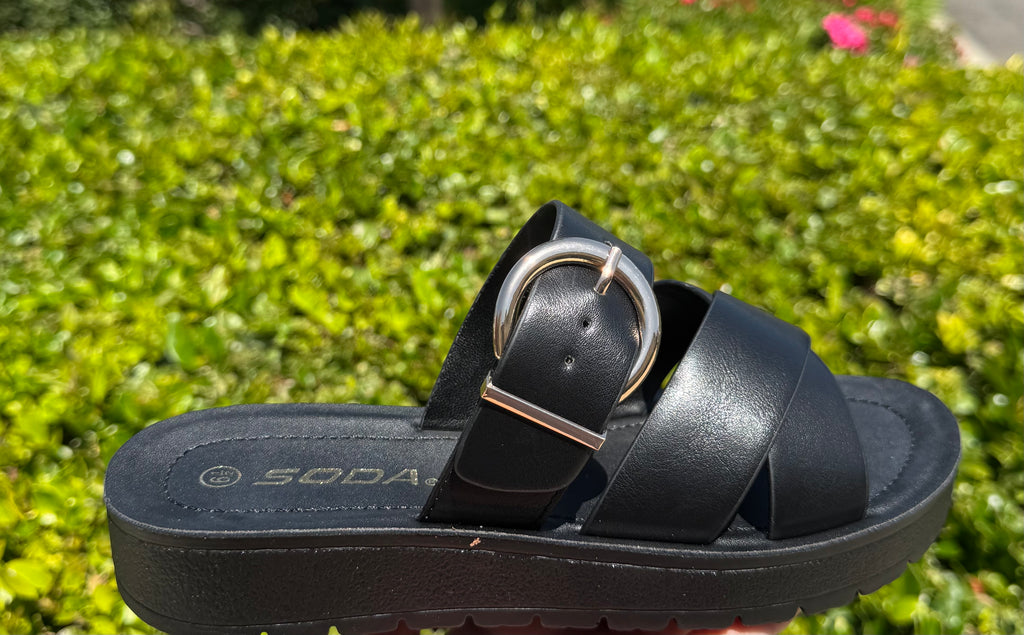 Crisscross Platformed Sandal