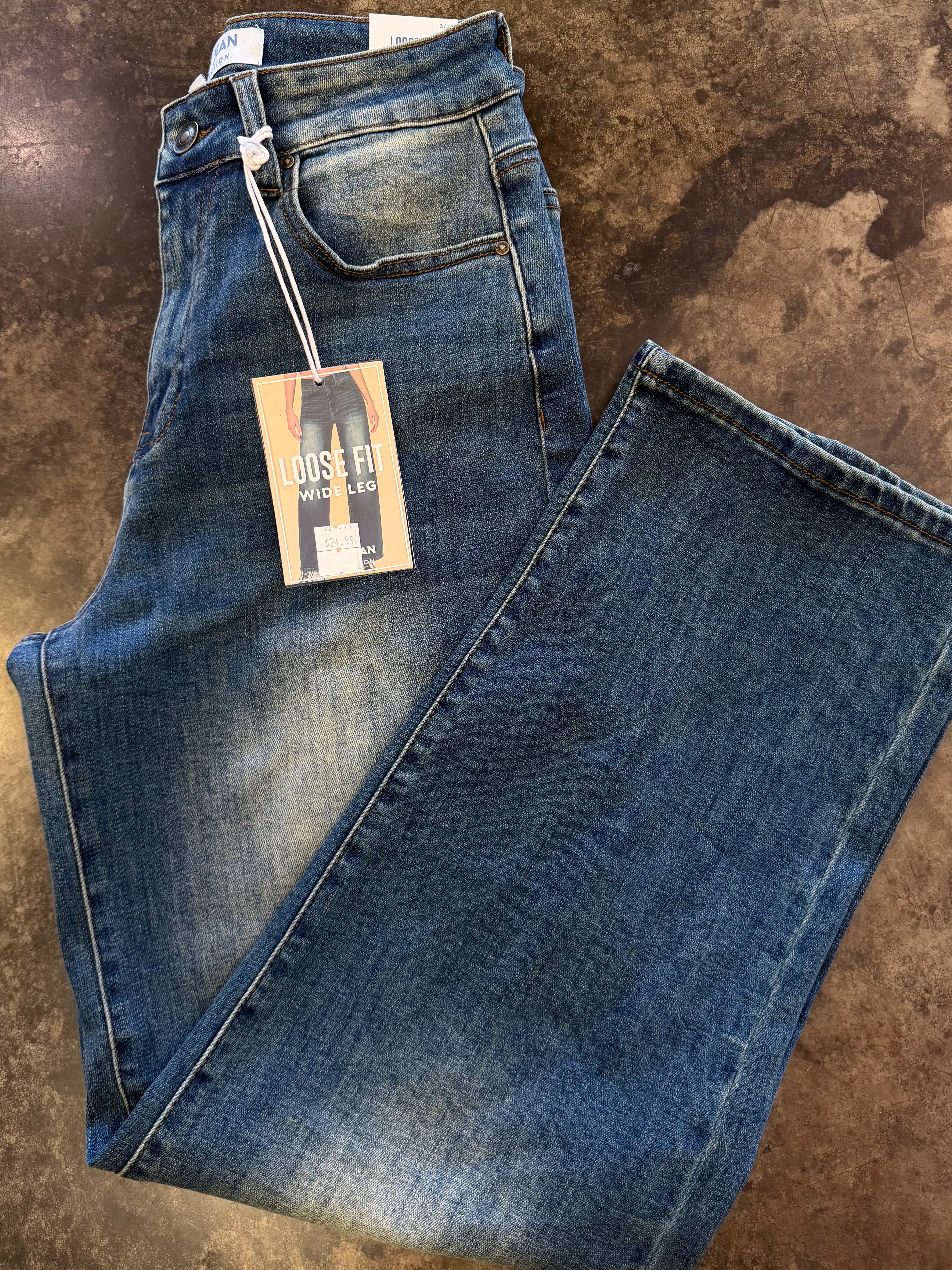 Les Loose Fit Jeans