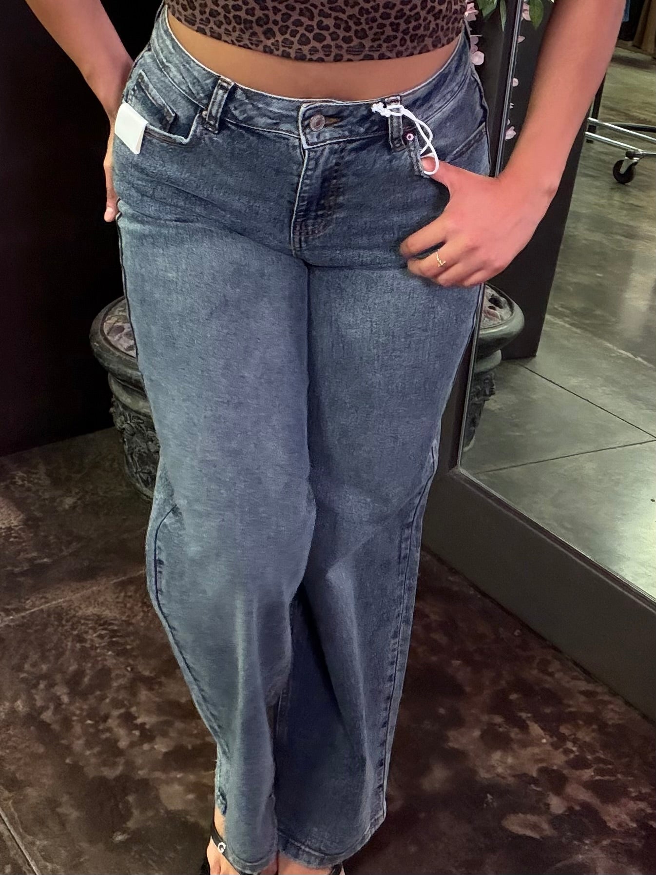 Nat Straight Loose Fit Jeans