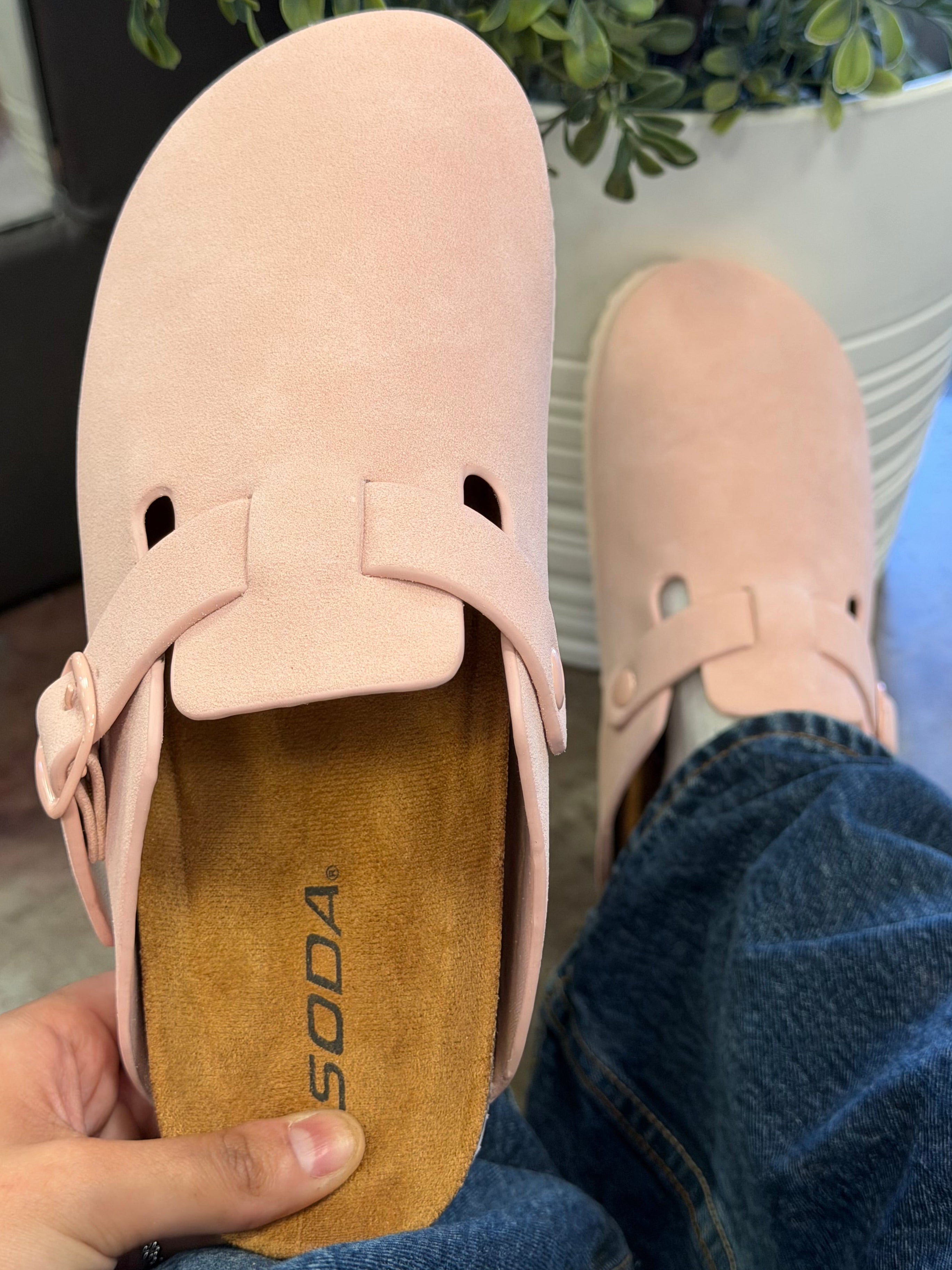 Riley Sandals