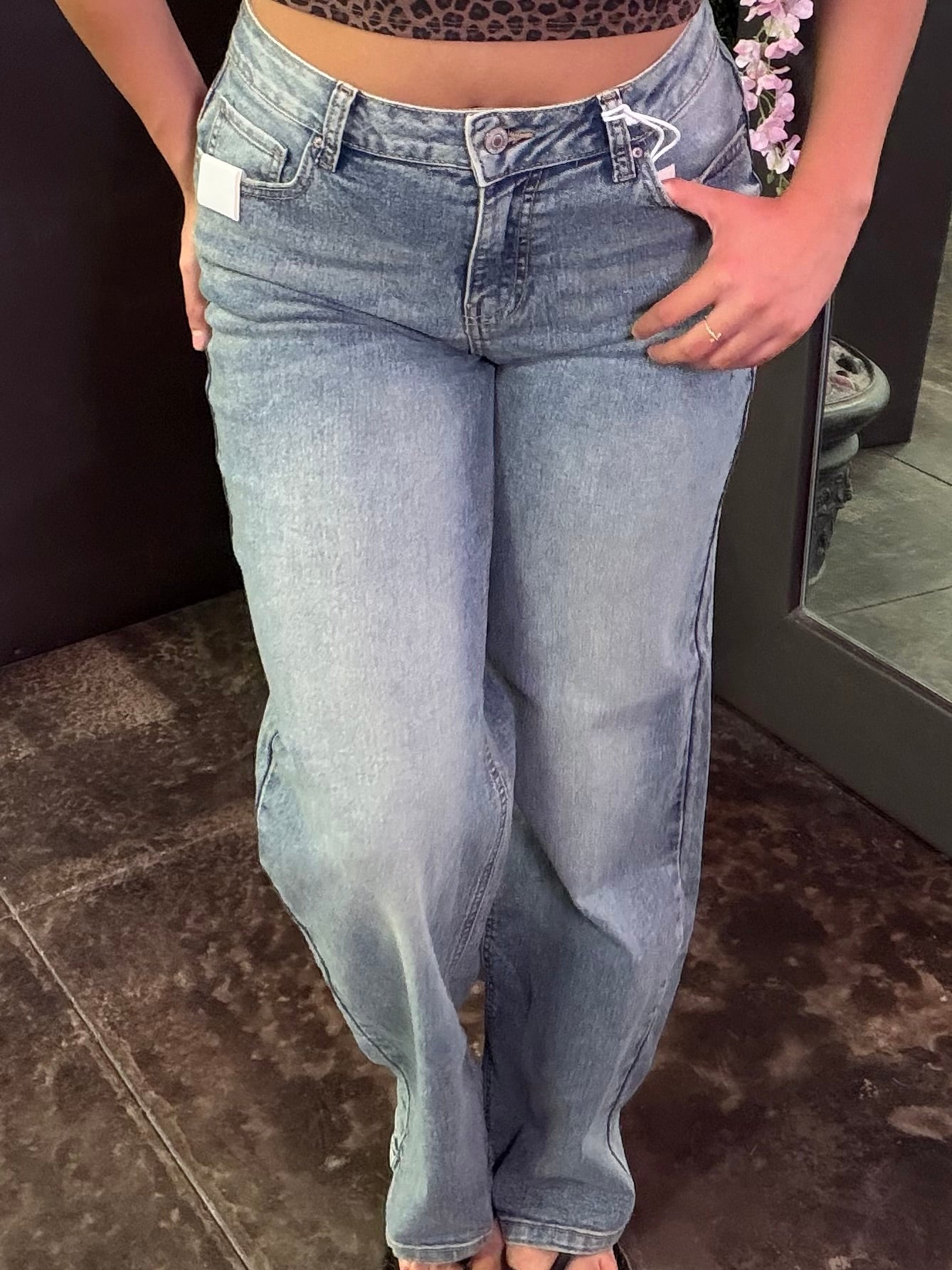 Nat Straight Loose Fit Jeans