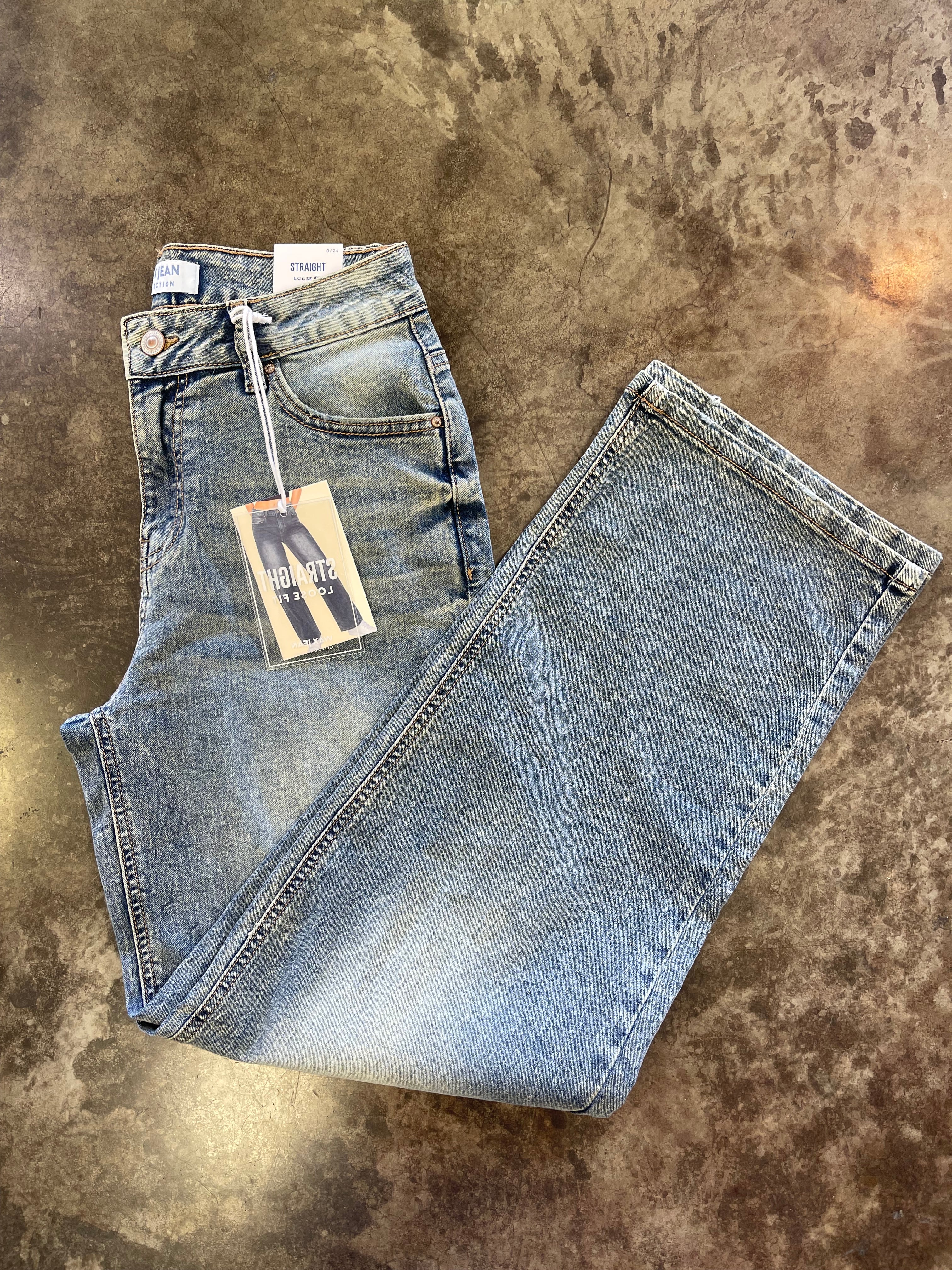 Nat Straight Loose Fit Jeans