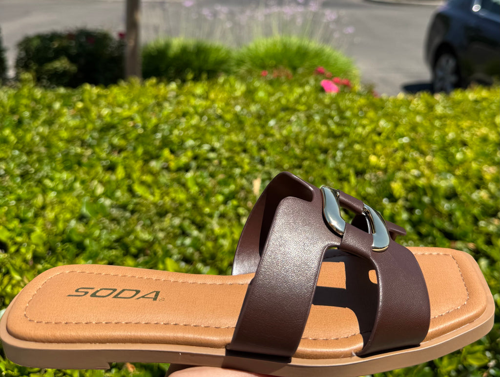 Kenzie Golden Charm Sandal