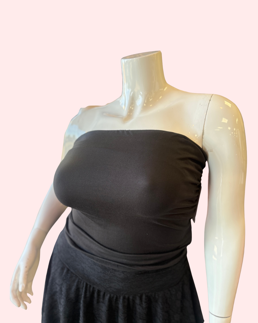 PLUS SIZE TUBE TOP