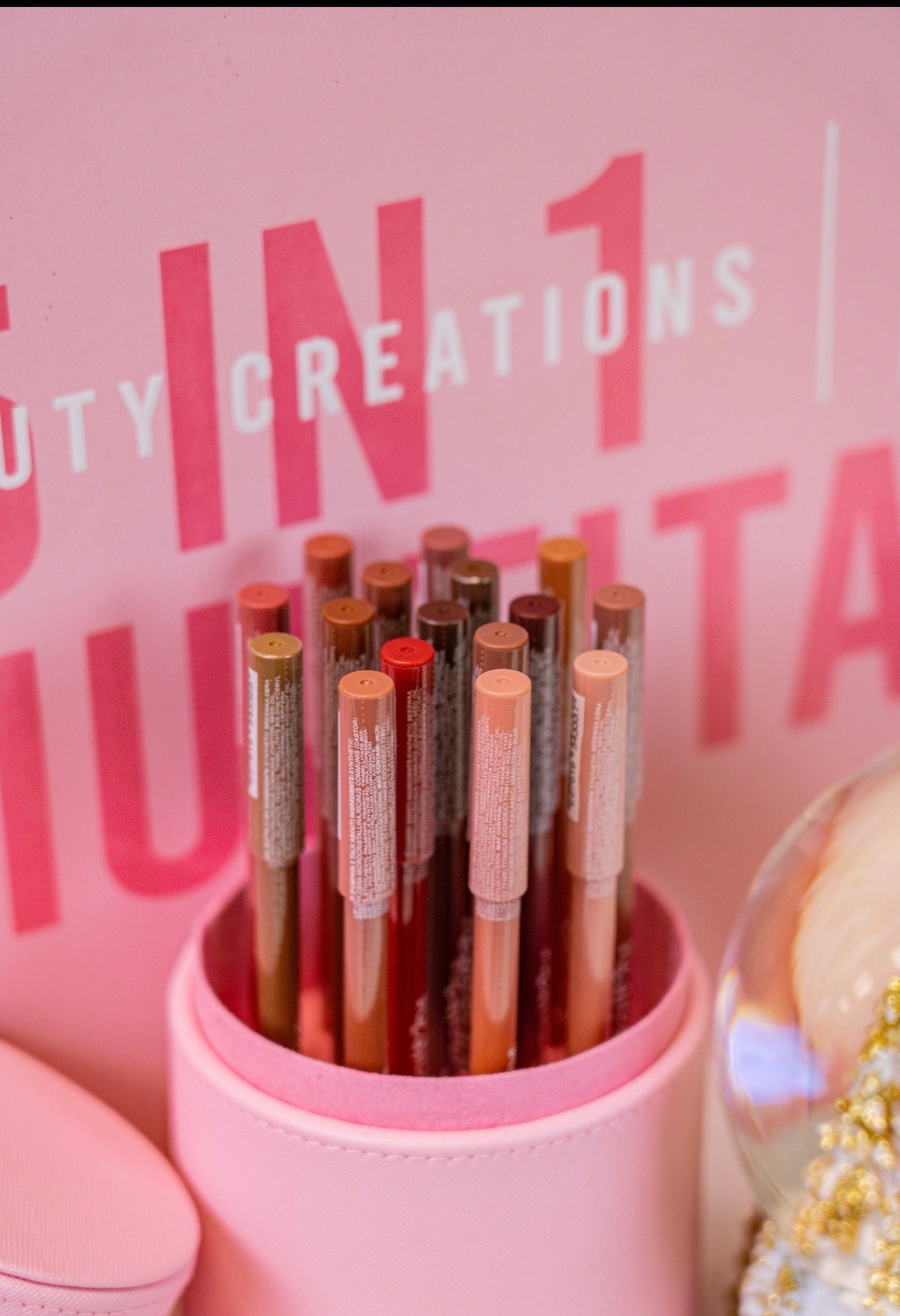 Beauty Creations Wooden Lip Liner Kit