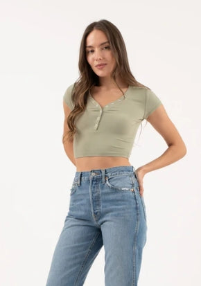 SNAP BUTTON HENLEY TOP
