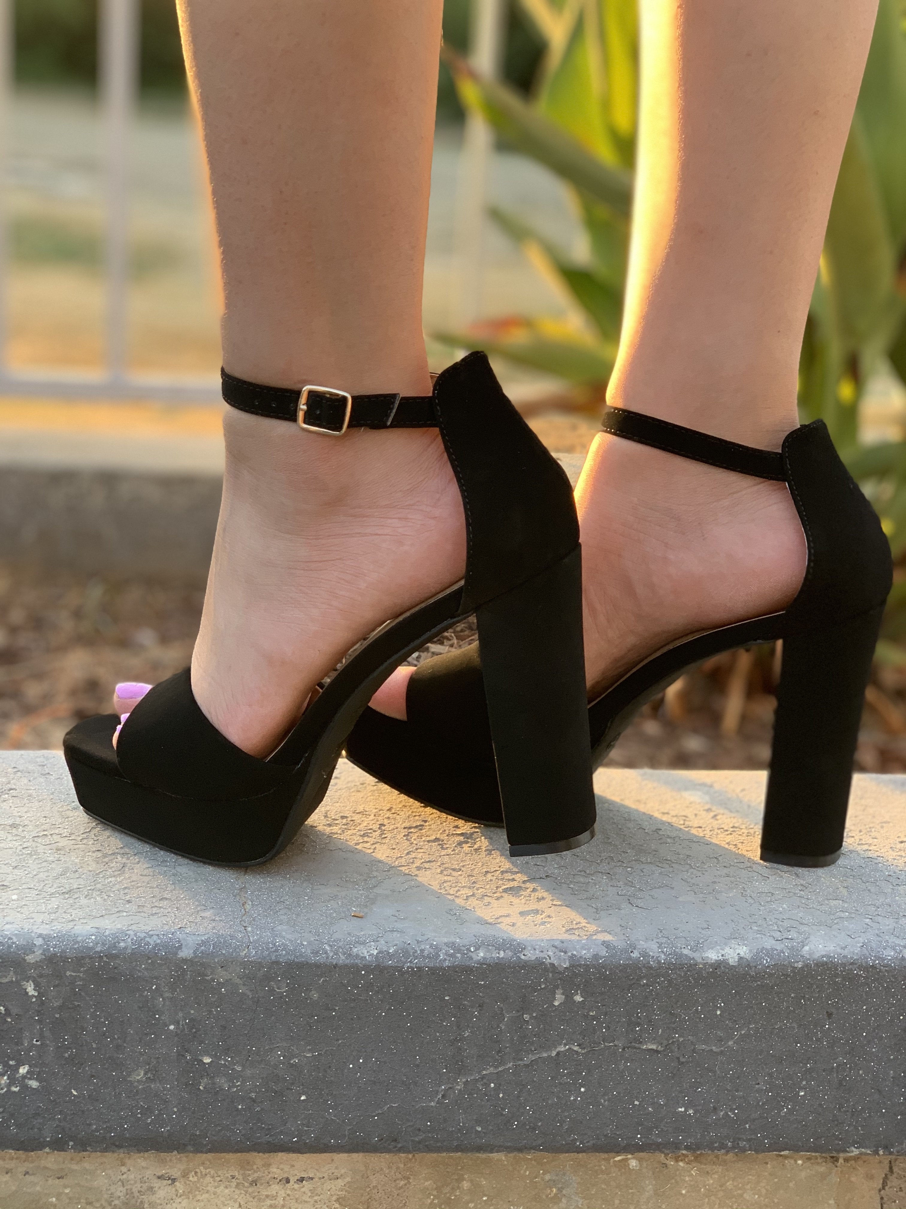 Vicky heels