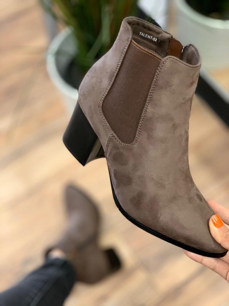 Republic boots